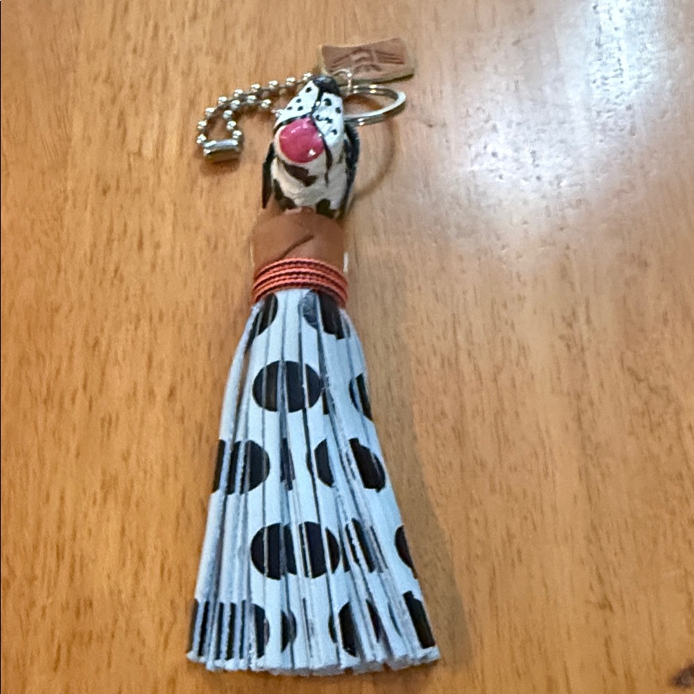 NWOT Consuela Dog Charm Keychain - Picture 3 of 5